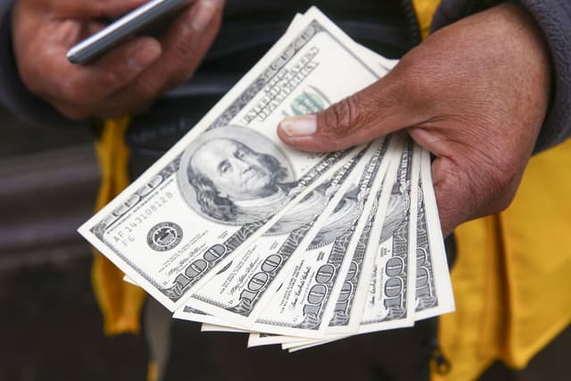 Dólar podría bajar de S/ 3.40 si se reduce tensión en Medio Oriente